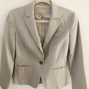 Banana Republic women’s khaki blazer